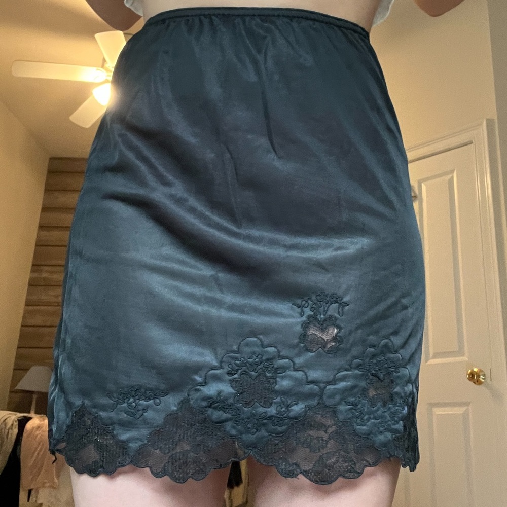 SOLD!! VINTAGE MINI SLIP SKIRT